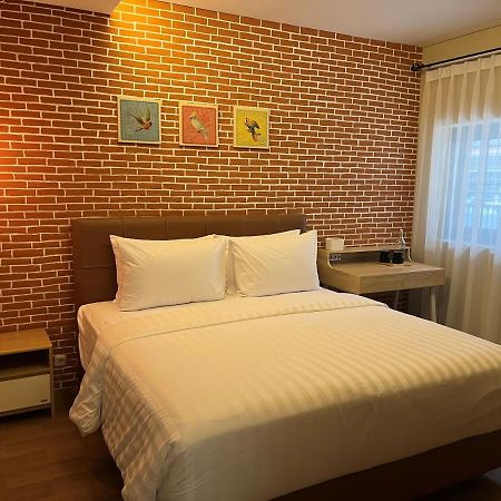 Lugano Arte Homestay ジャカルタ エクステリア 写真