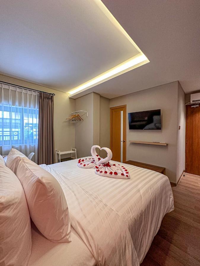 Lugano Arte Homestay ジャカルタ エクステリア 写真