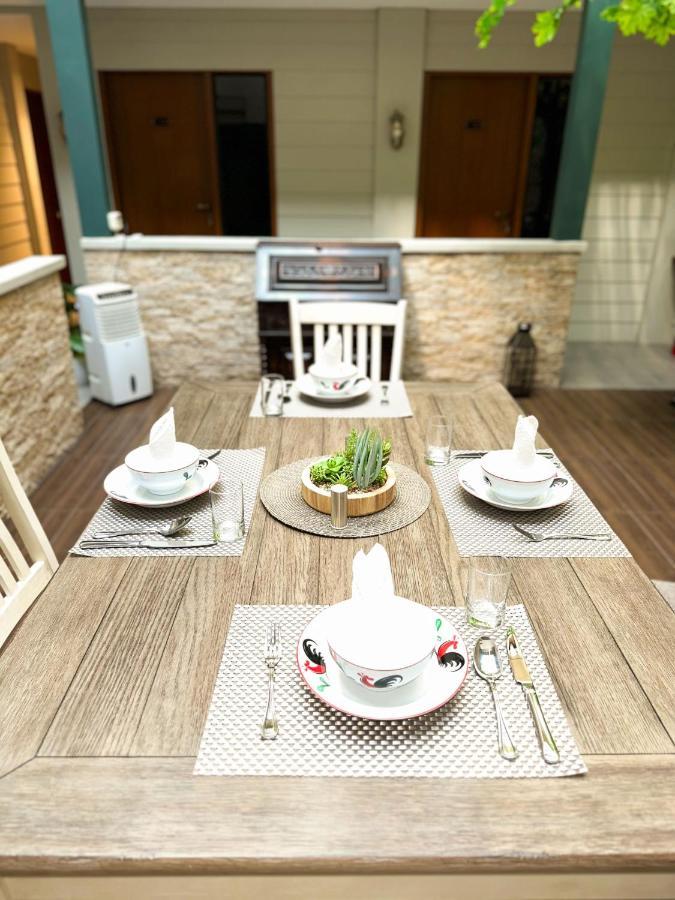 Lugano Arte Homestay ジャカルタ エクステリア 写真