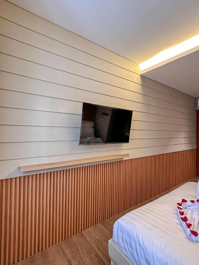 Lugano Arte Homestay ジャカルタ エクステリア 写真