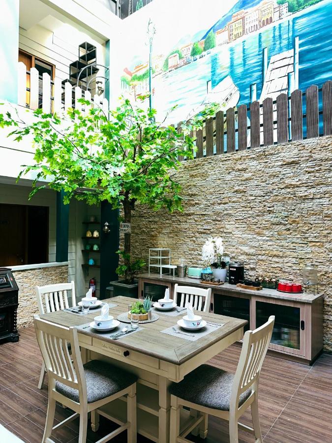 Lugano Arte Homestay ジャカルタ エクステリア 写真