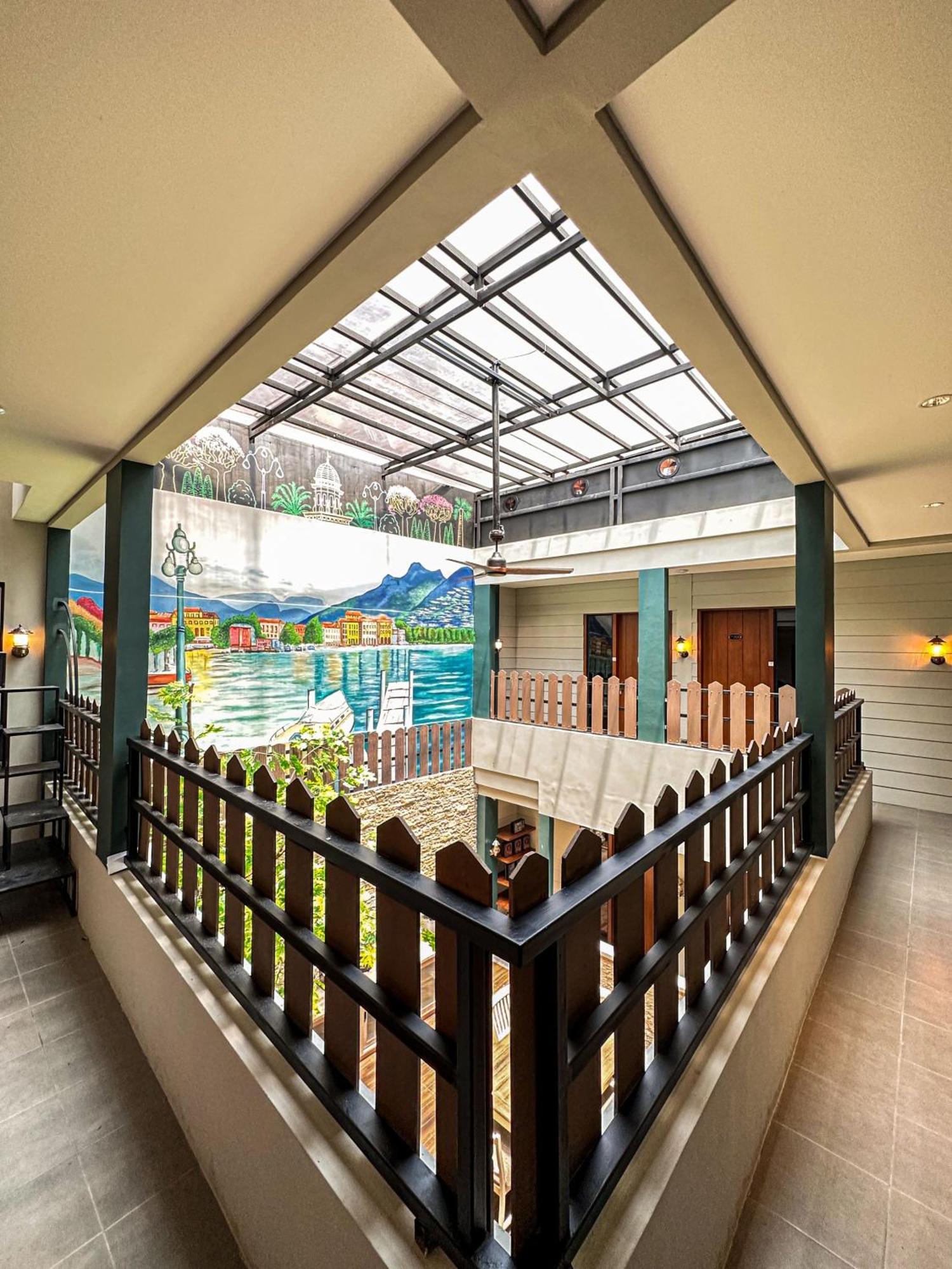 Lugano Arte Homestay ジャカルタ エクステリア 写真